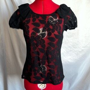 Lola lace with ruffled collar and cap sleeve blouse